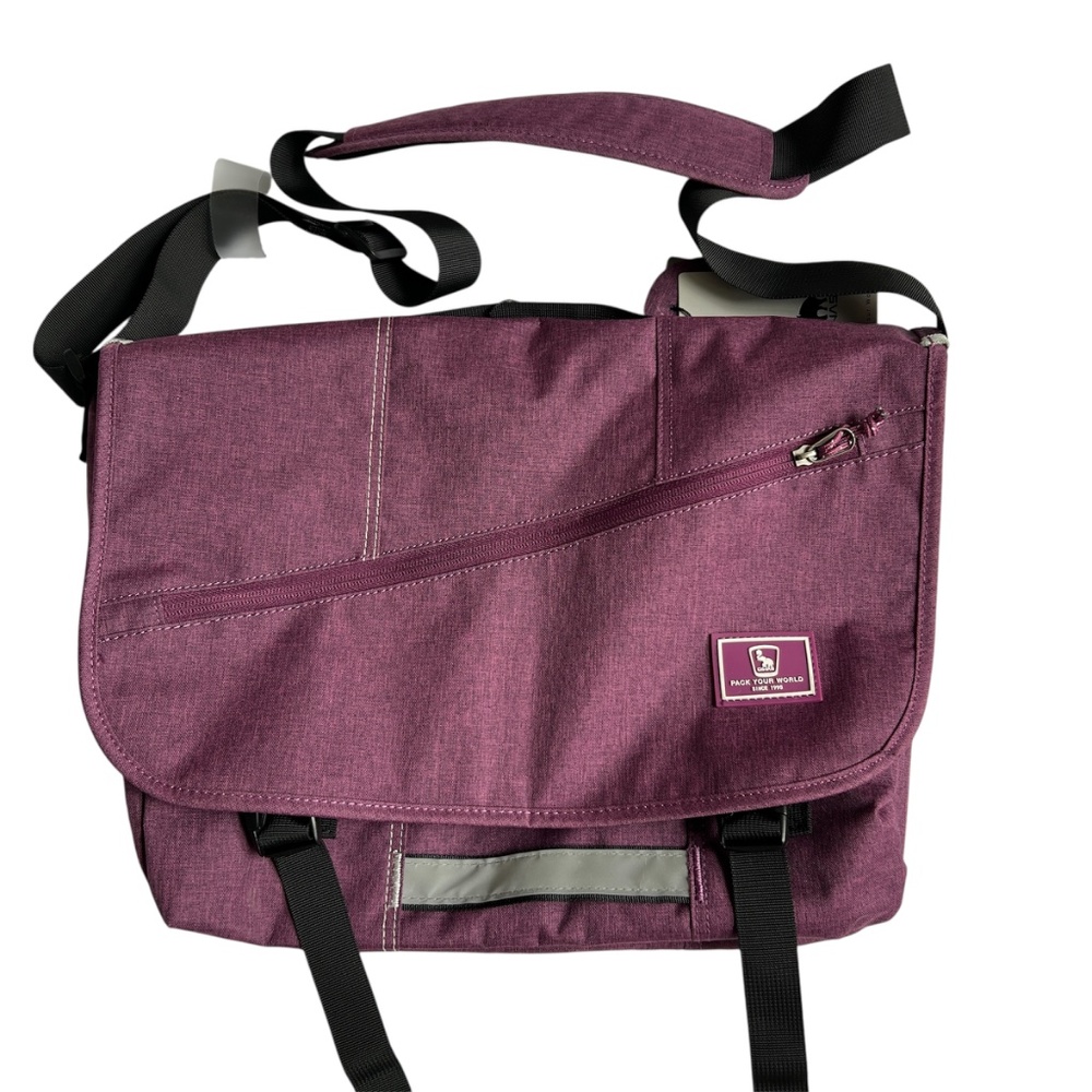 Pack Your World OIWAS Purple Messenger Bag Water Resistant Laptop 15.6”